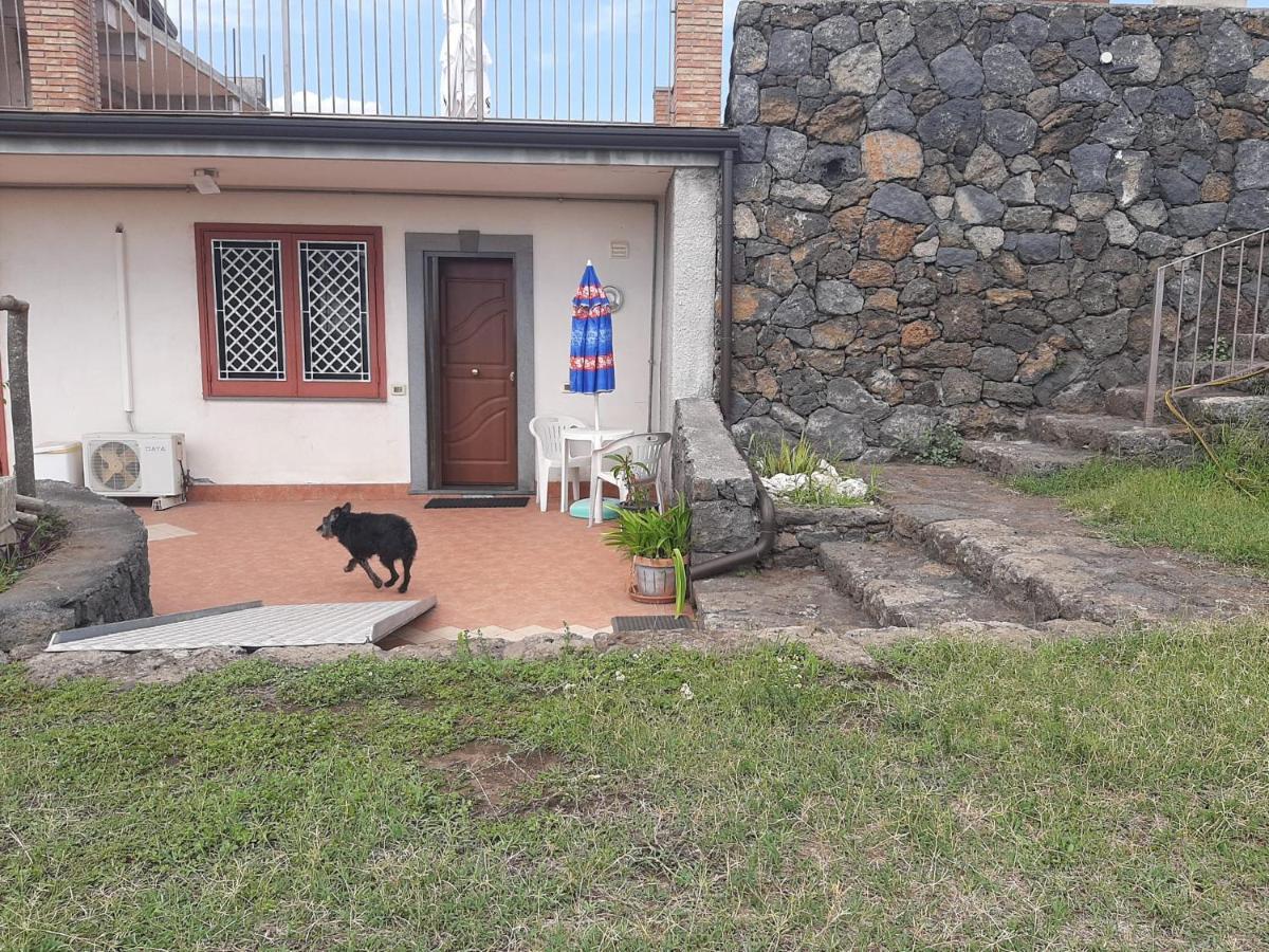 Apartament Holiday House Start Point Aci Bonaccorsi Zewnętrze zdjęcie