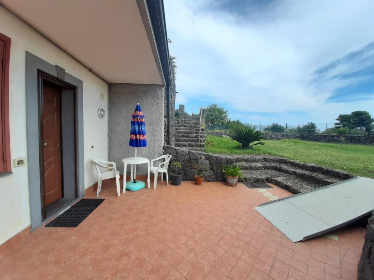 Apartament Holiday House Start Point Aci Bonaccorsi Zewnętrze zdjęcie