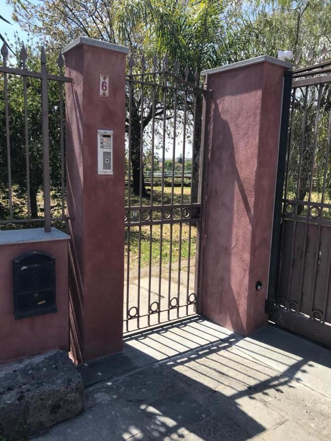 Apartament Holiday House Start Point Aci Bonaccorsi Zewnętrze zdjęcie